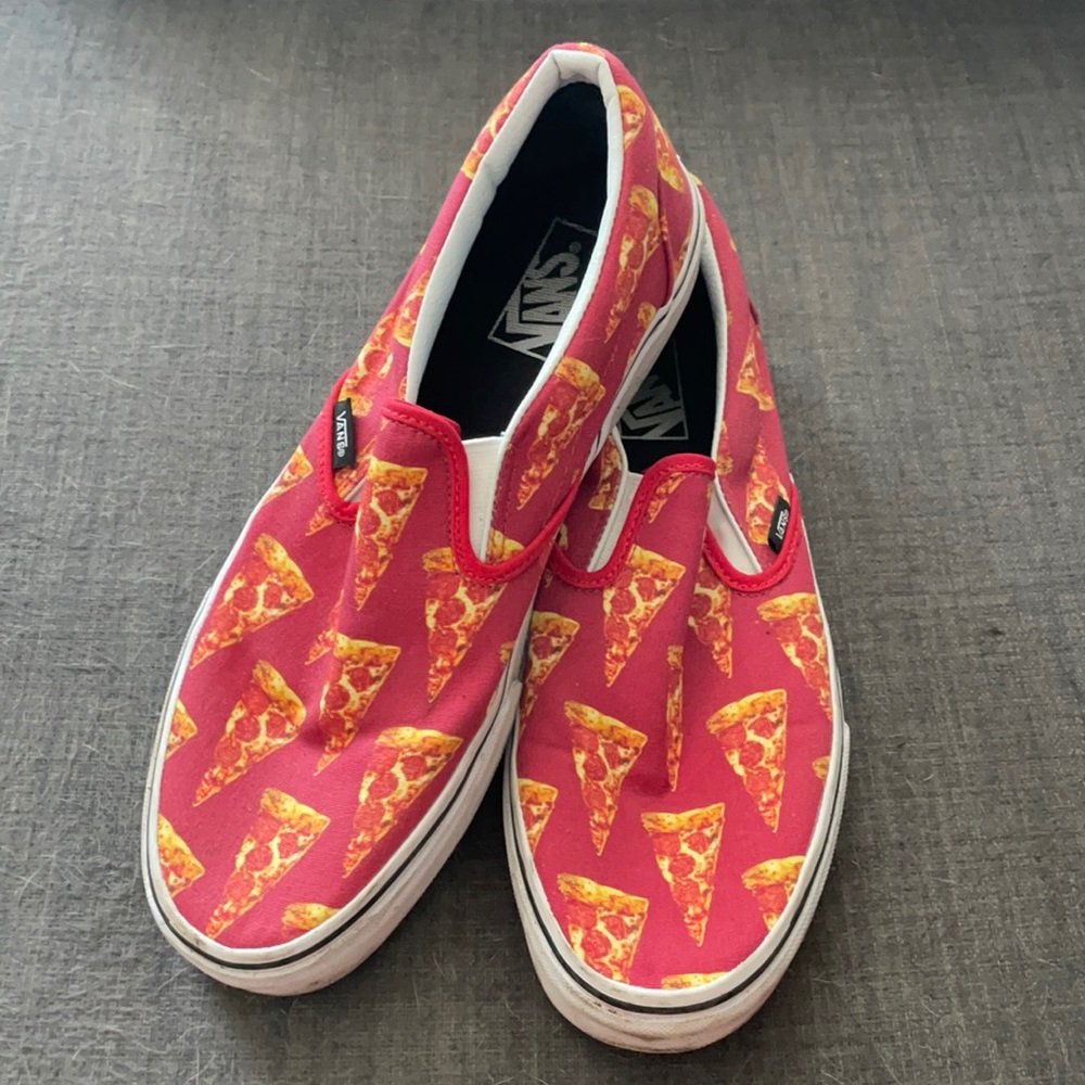 Limited Edition Vans “Late Night” pizza slip on